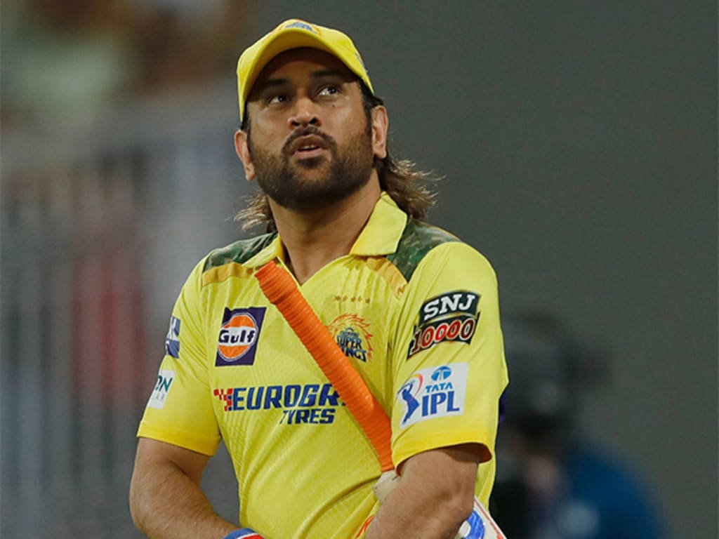 MS Dhoni Biography : Age, Family, Wife, Career, Awards, Records & Net Worth