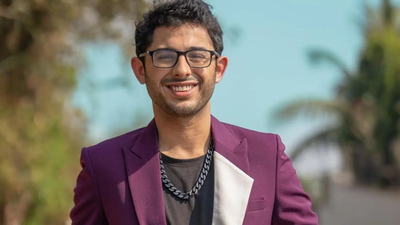 CarryMinati (Ajey Nagar) Biography – Net Worth, Age, Family, Career & Lifestyle